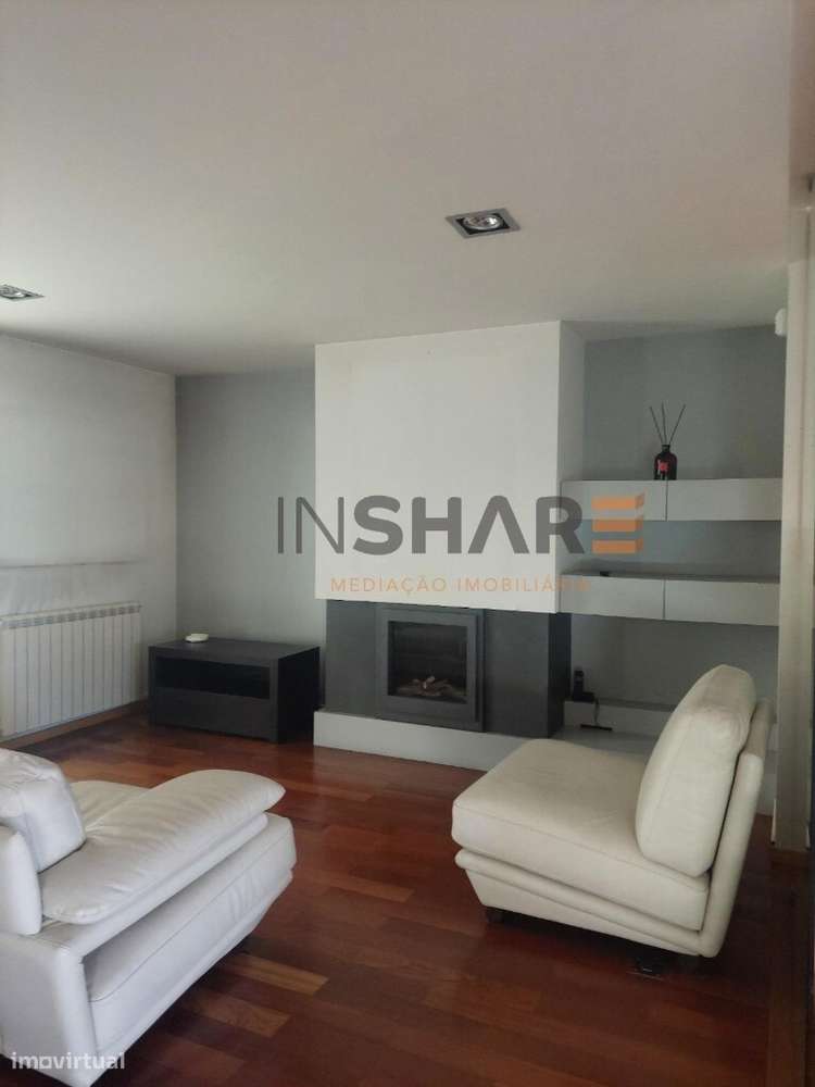 Moradia T3 com Logradouro para Arrendamento – Quinta das Oliveiras, Lo - Grande imagem: 5/19