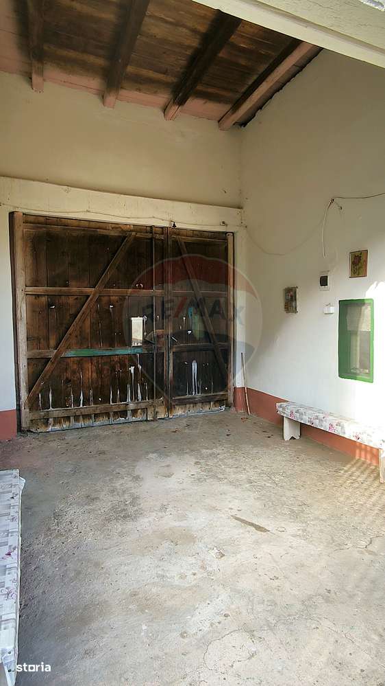 Casă / Vilă cu 4 camere de vânzare-13