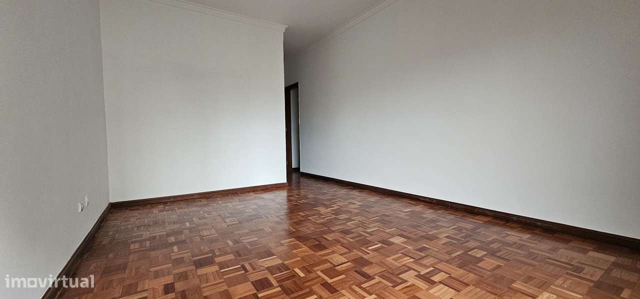 Belíssimo T4  no Infantado- Loures-11