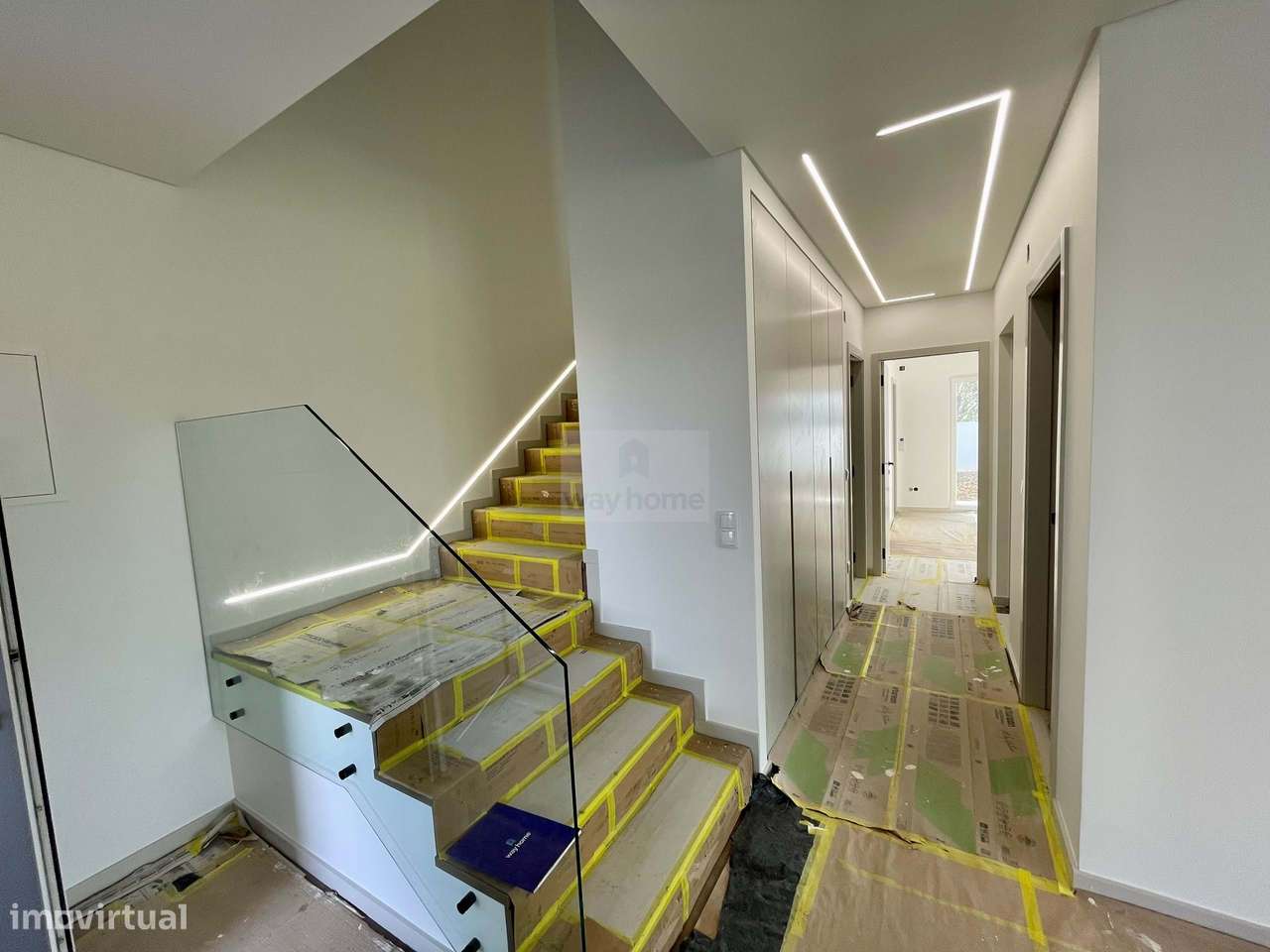 Moradia T4 | Quatro suites | Elevador | Garagem | Lourinhã | Praia da-13