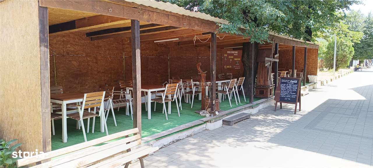 PENSIUNE in zona ultracentrala din Moldova Nou&#259; - Imagine principală: 5/10