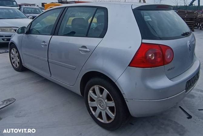 Dezmembrari  VW GOLF 5, GOLF 5 variant (1K)  2003  > 2009 2.0 TDI Motorina - 3