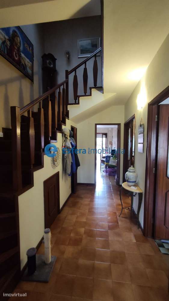 Moradia a 1 Km praia Miramar-4