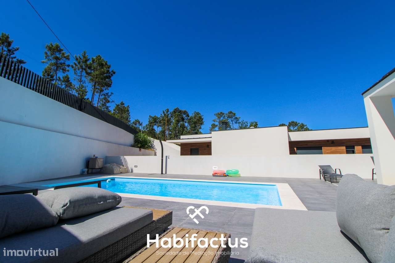 Moradia Isolada T3 à venda Moderna com Piscina aquecida e Churrasqueir-5