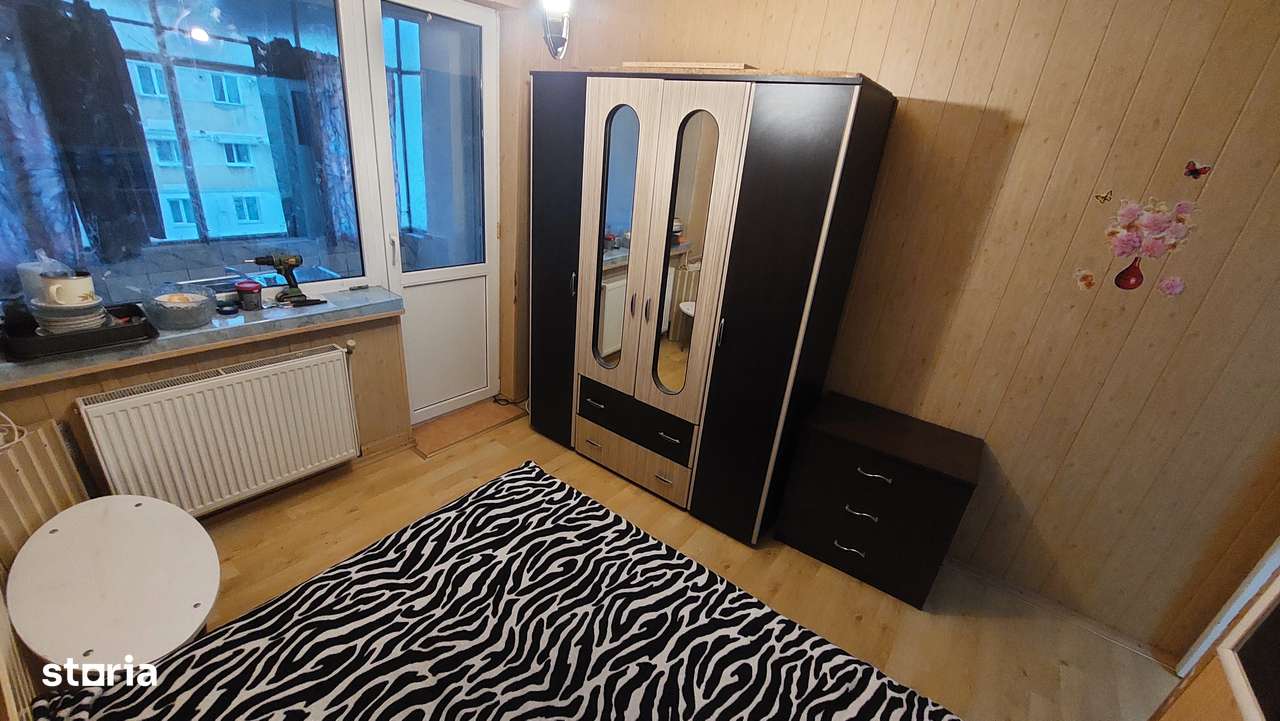 Oferta Apartament 3 camere ETAJ 3 la pret de 2 cam ,62000euro - Imagine principală: 1/12