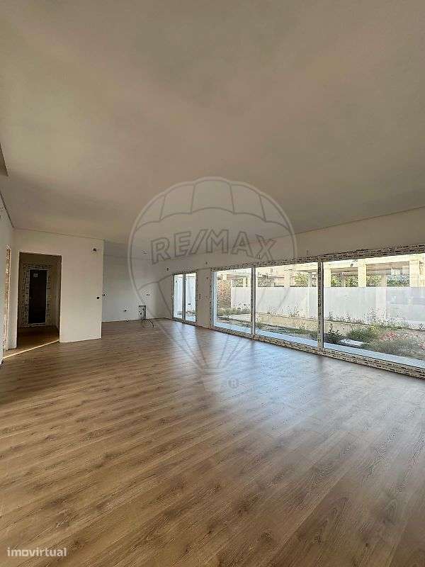 Moradia T4 para venda - Grande imagem: 4/34