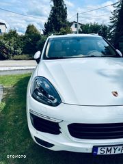 Porsche Cayenne Platinum Edition