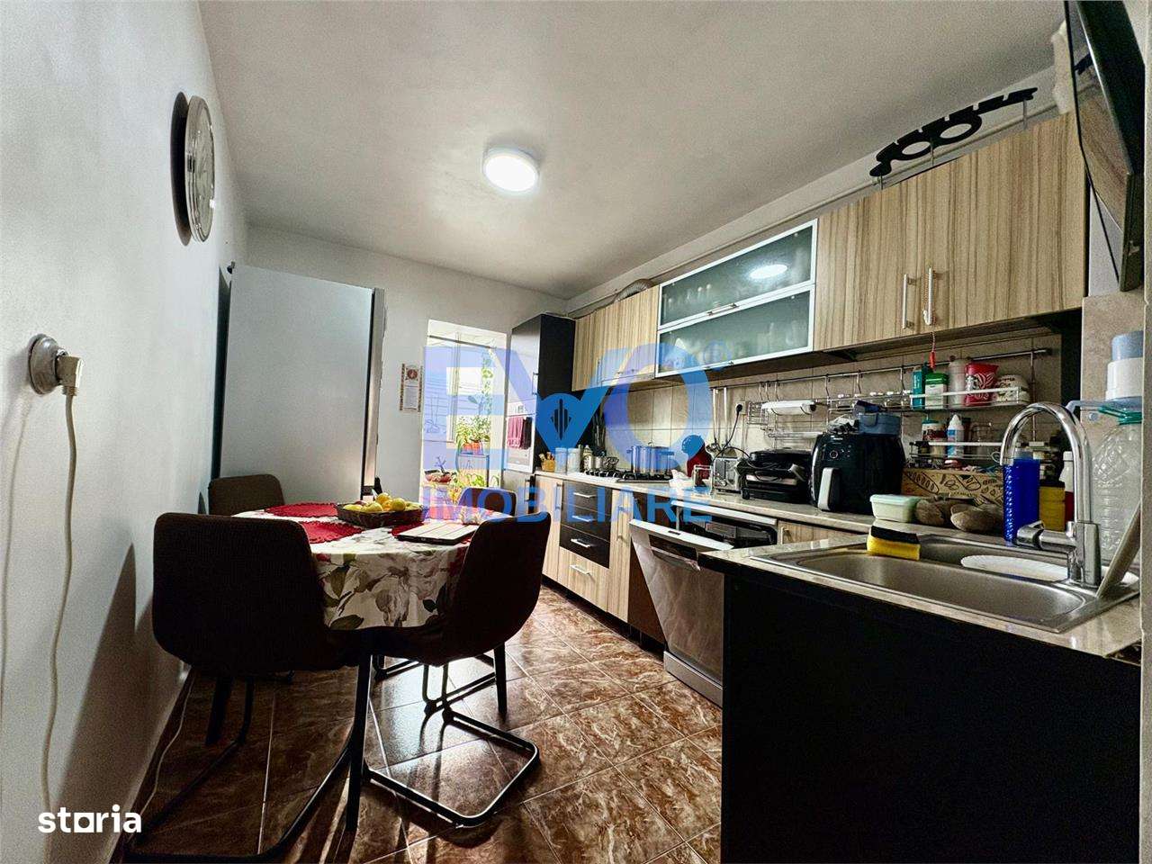 Apartament de vanzare, 3 camere, 2 bai, decomandat, Dacia, Iasi - Imagine principală: 3/13