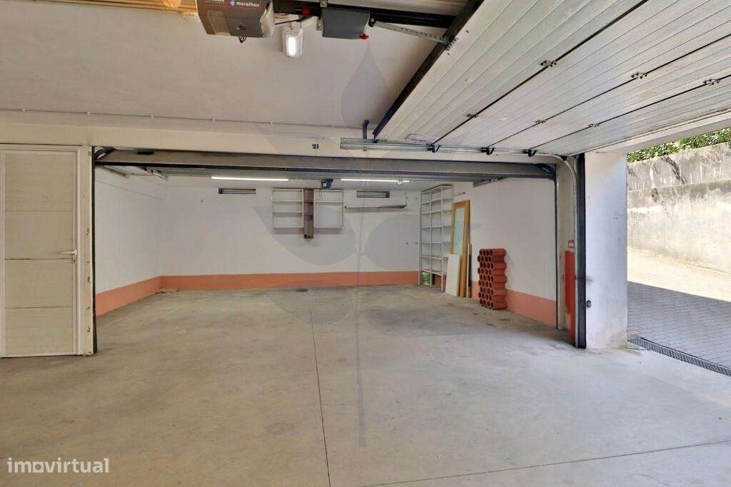 Venda apartamento T3 na freguesia de Este (São Pedro)-27
