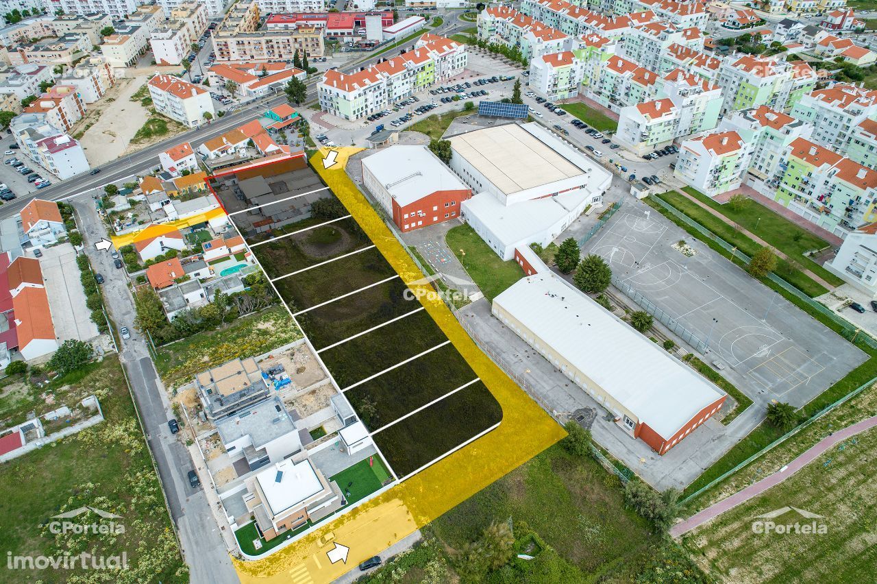 Lote urbano para construção de 7 moradias - Alcochete centro (Barris)