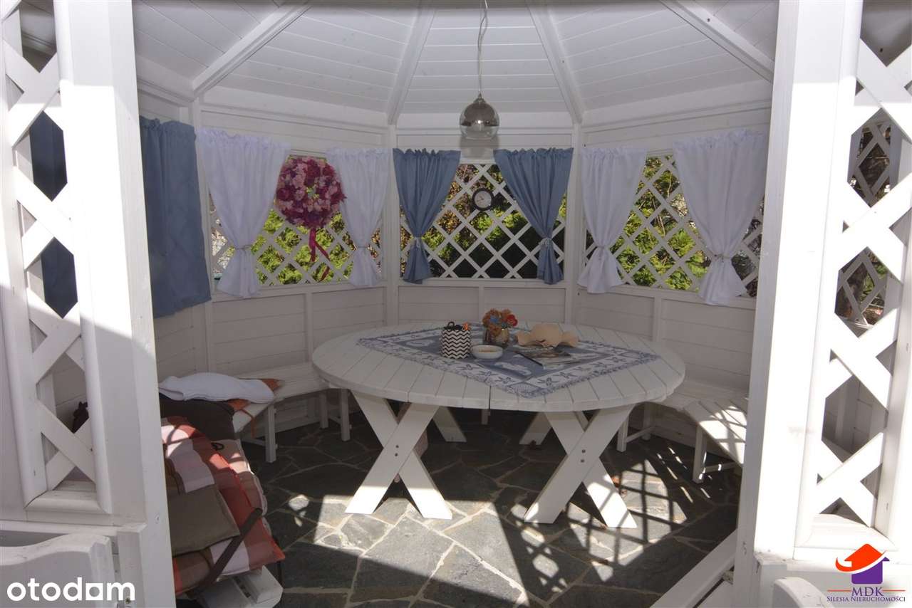 Przestronny dom w wysokim standardzie 262m2-18