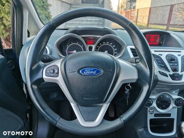 Ford Fiesta 1.25 Titanium - 16