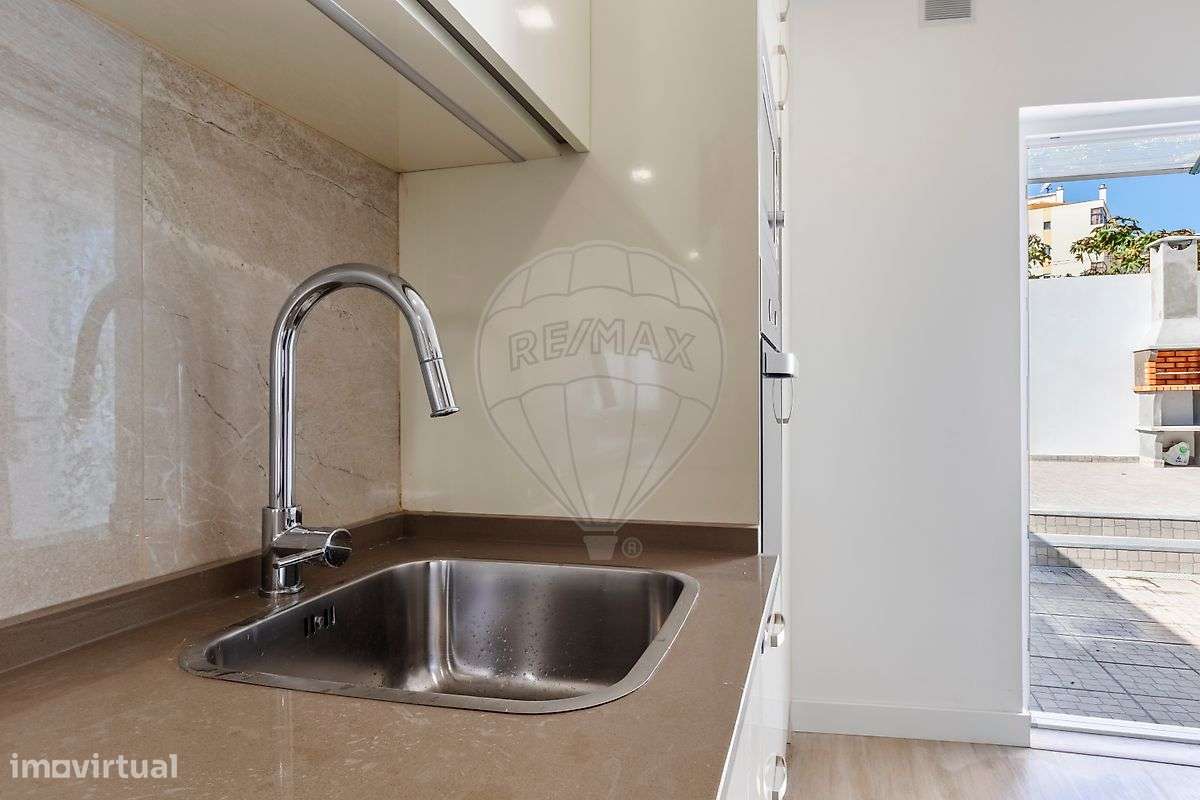 Moradia T2 para venda-27