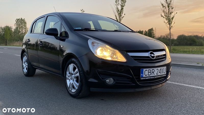 Opel Corsa 1.2 16V Cosmo - 1