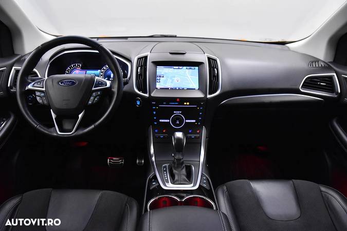 Ford Edge - 9