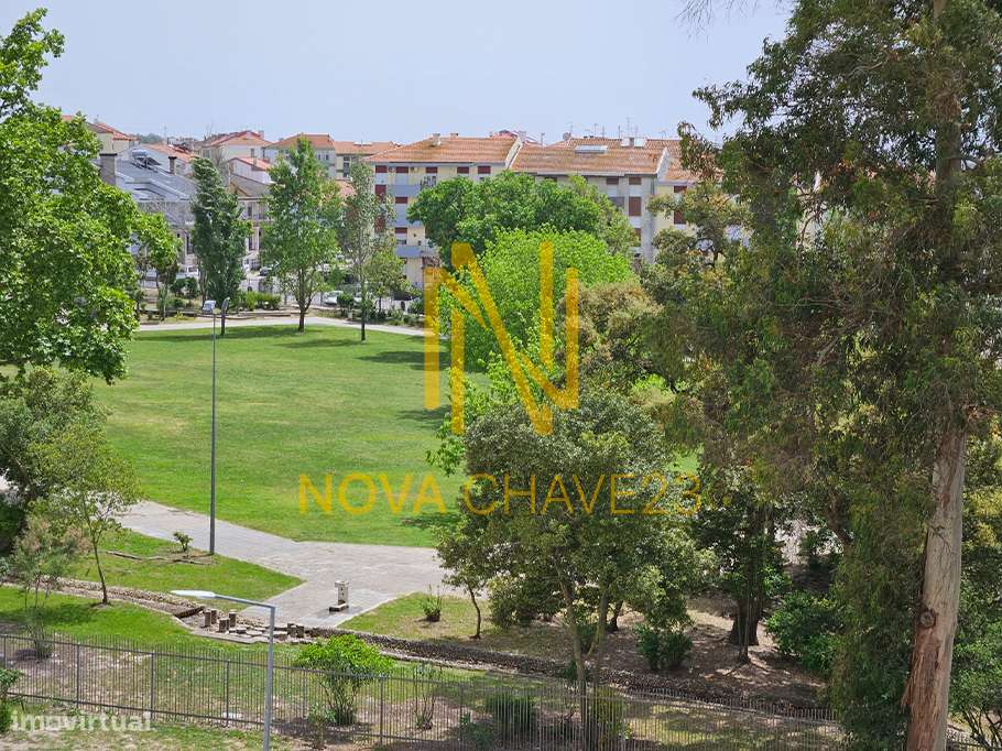 Apartamento T3 de Excelência na Moita | 110 m² | Totalmente Remodelado-20