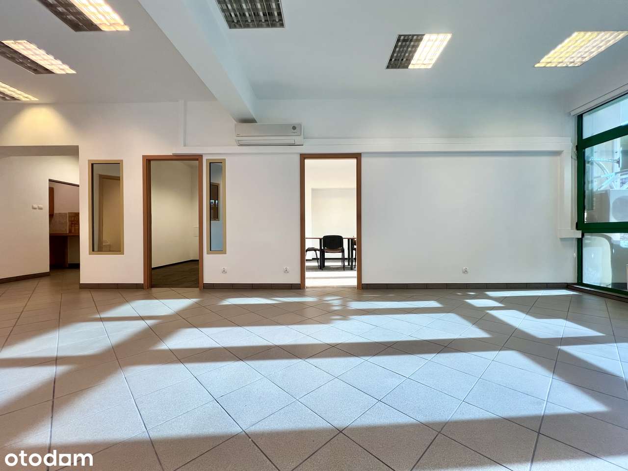 Gotowy LOKAL | centrum Wrocławia | budynek 2000 r. ! od zaraz !-2