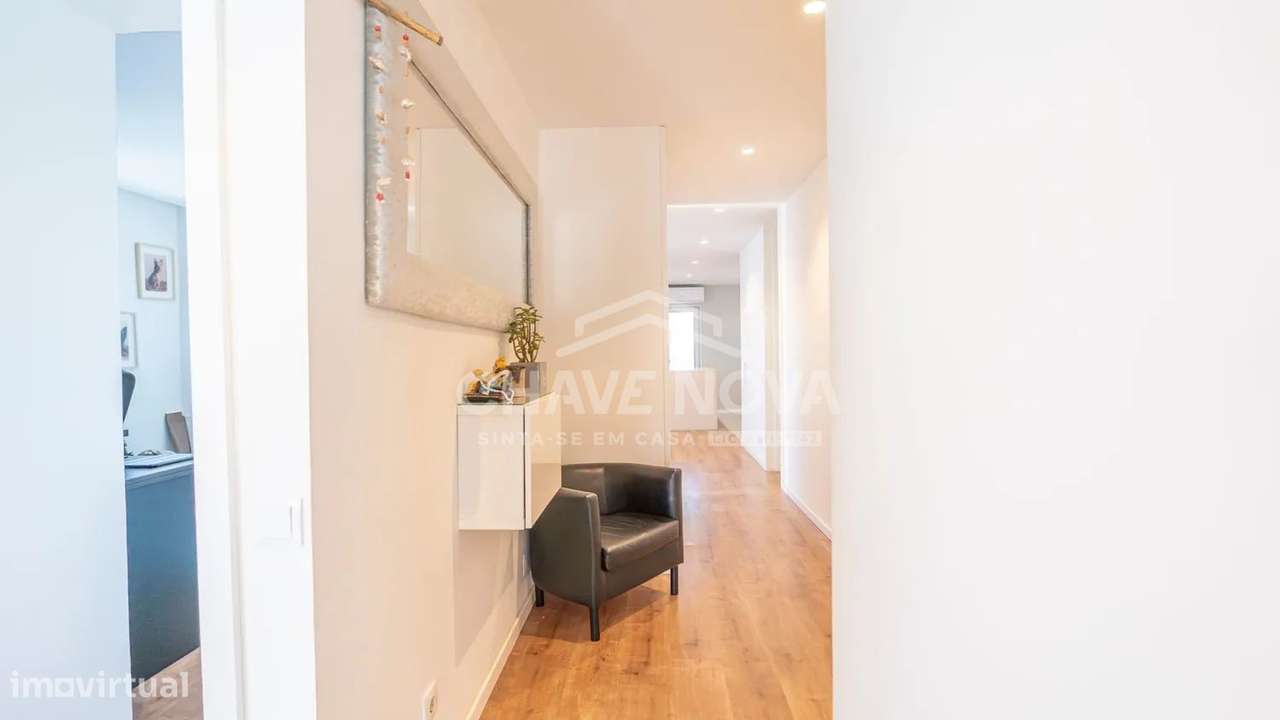 Apartamento T3 Remodelado com Garagem Box e Terreno para Cultivo-9