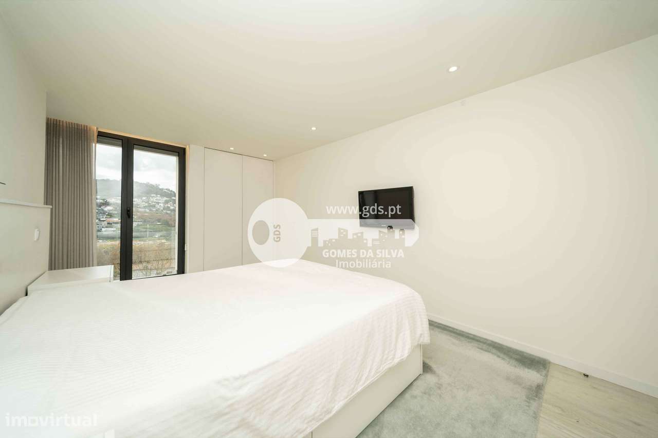 Moradia T3 na Rua do Nascente, Gualtar-23