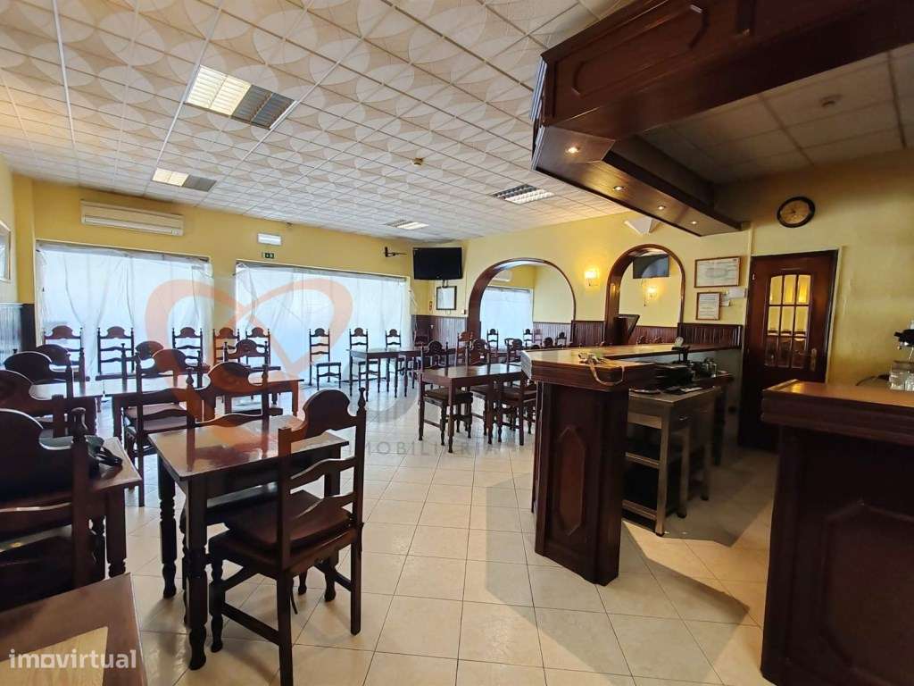 Espaço Comercial/Restaurante para venda em Albufeira-0