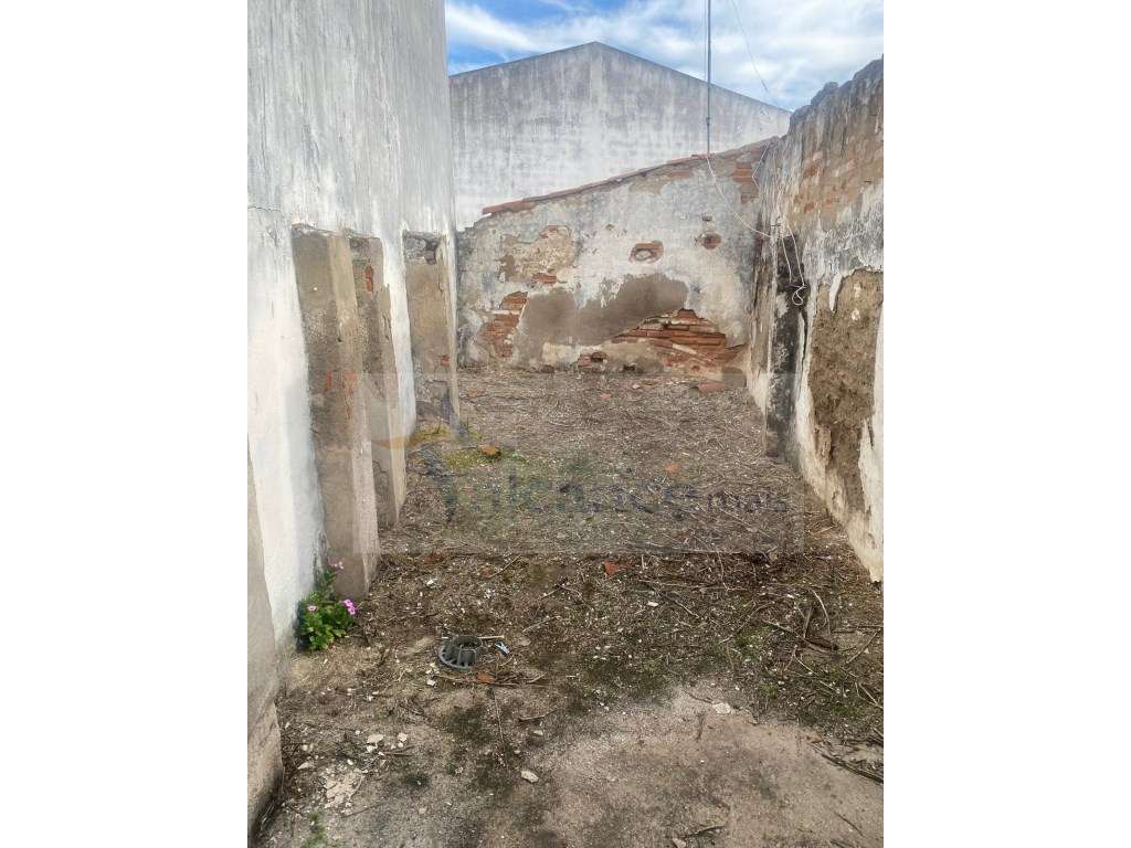 Espaço Versátil com Grande Potencial , Comércio, Serviços ou Habitação-8