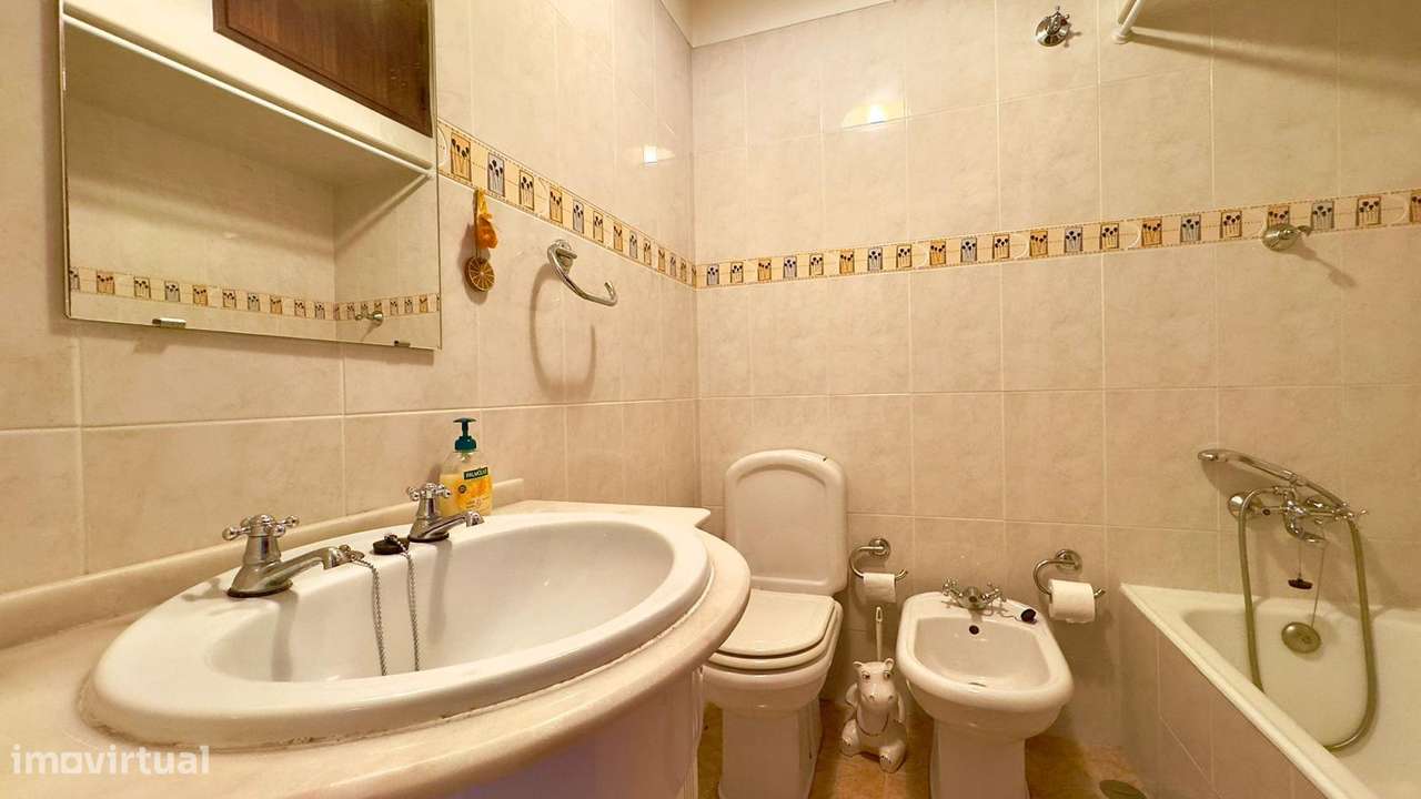 T3 transformado em T2 - vista mar - estacionamento - Torre Soleil-22