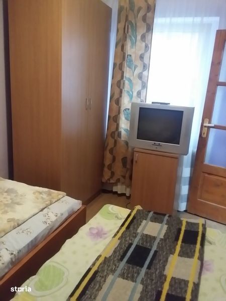 Apartament 4 camere 80 mp la pret de garsoniera!