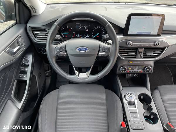 Ford Focus 1.5 EcoBlue Start-Stopp-System Aut. TITANIUM DESIGN - 6