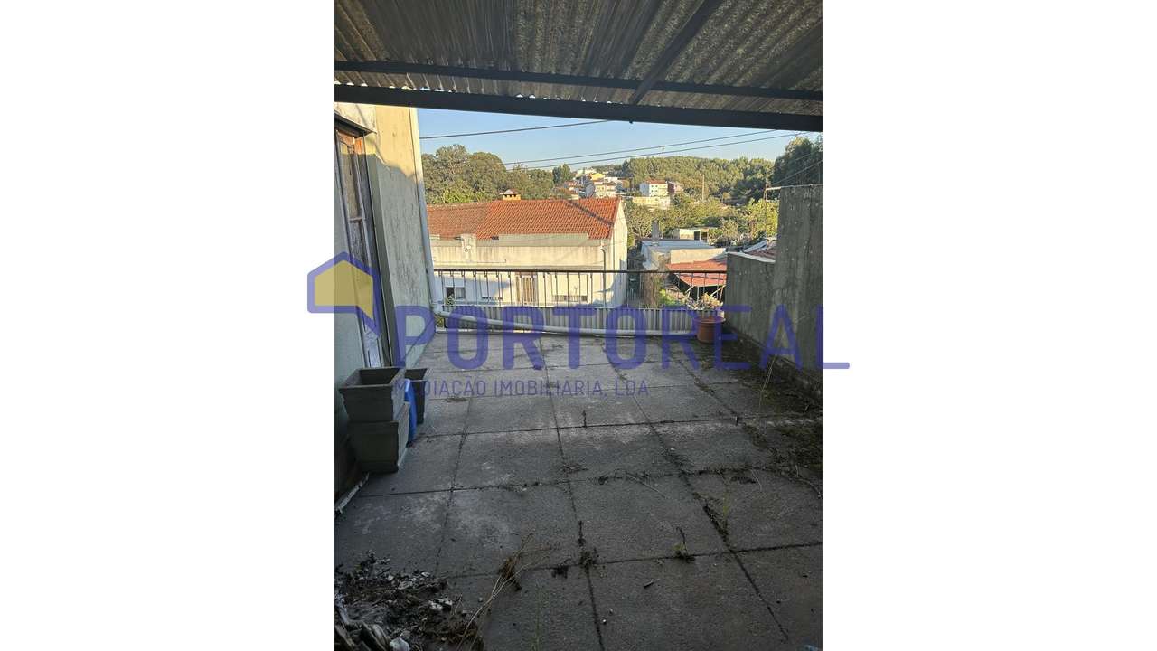 Prédio / Armazém em Milheirós-10