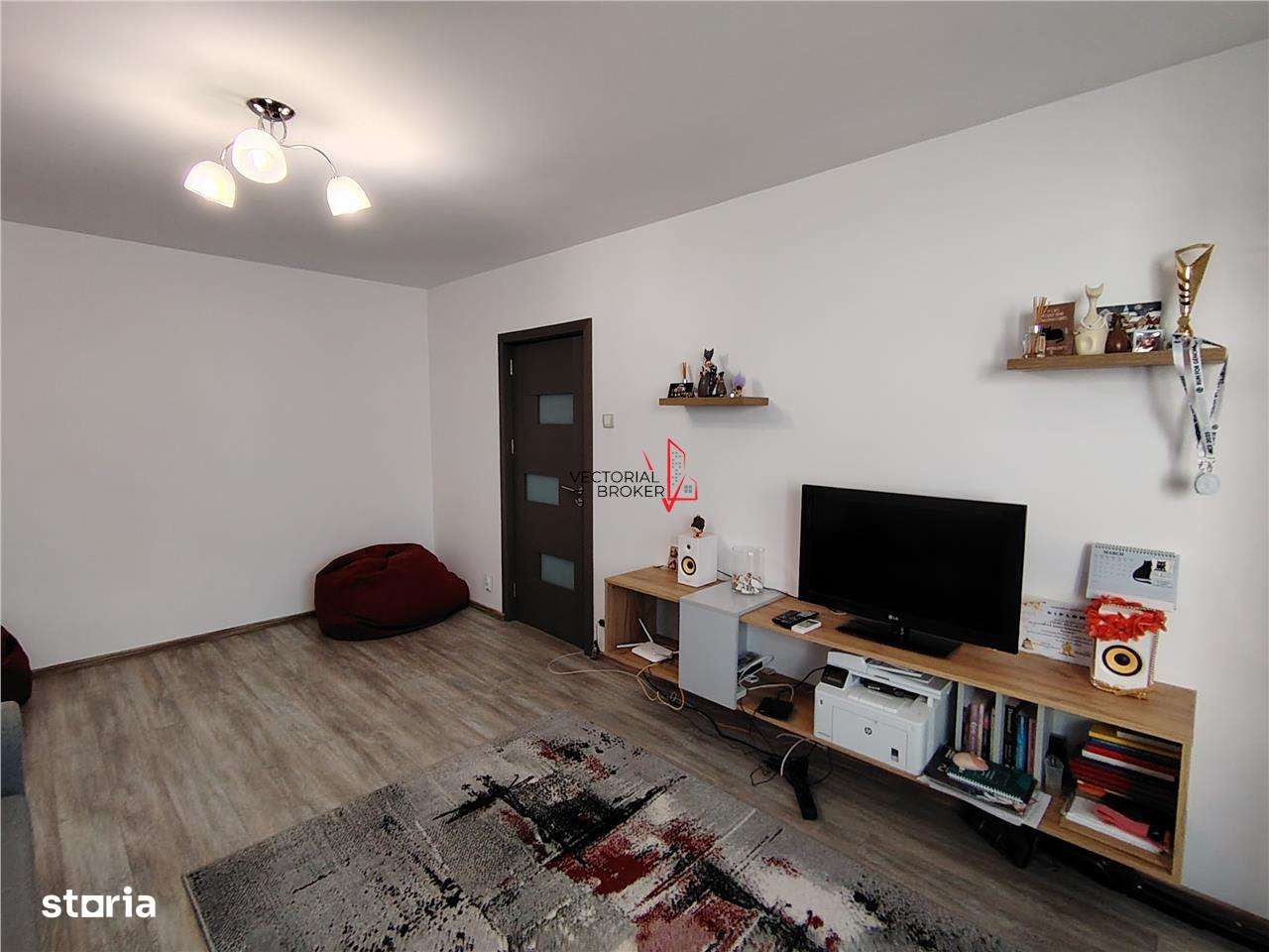 Apartament 2 camere zona Trapezului Metrou cu Teava de Gaz pentru Cent-13