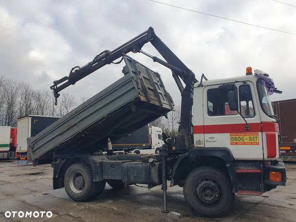 MAN 19.332 kipper + dźwig Hiab - 2