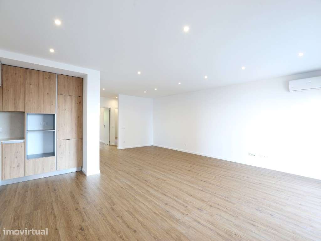 Apartamento T3 Espaçoso com Varanda e Vista Mar | Brisa do Atlântico - Grande imagem: 4/30