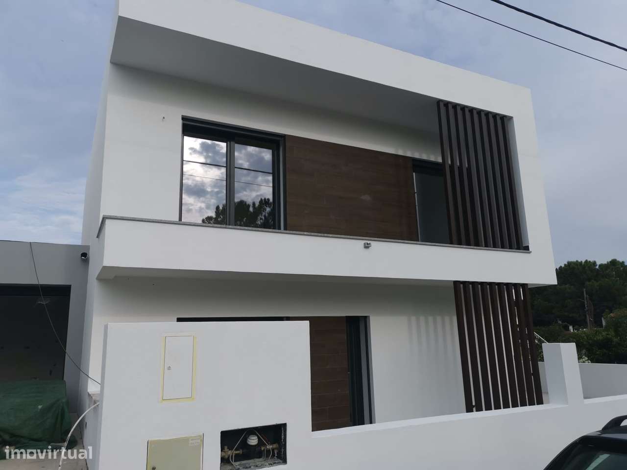 Moradia V4 C Garagem Qt Laranjeiras Fernao Ferro