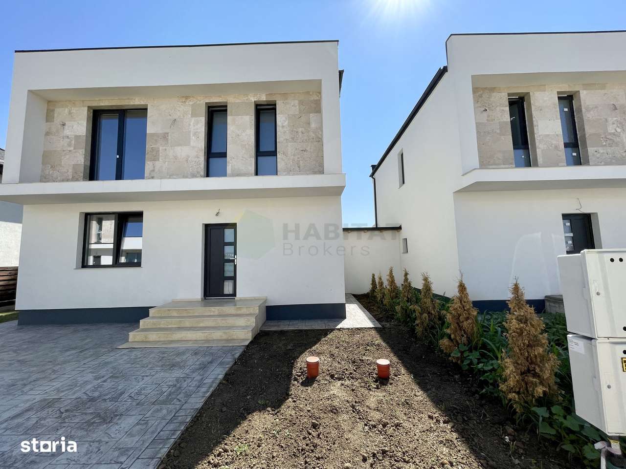 Vila individuala 5 camere Tunari - Imagine principală: 2/20