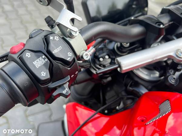 Ducati Streetfighter V4 - 23