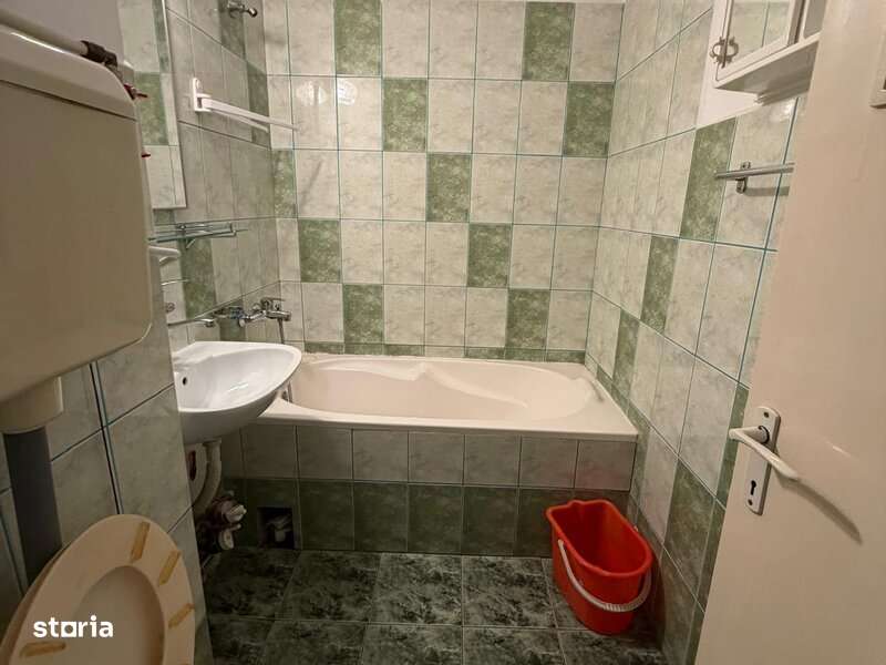 Dristor, 1 minut metrou-8