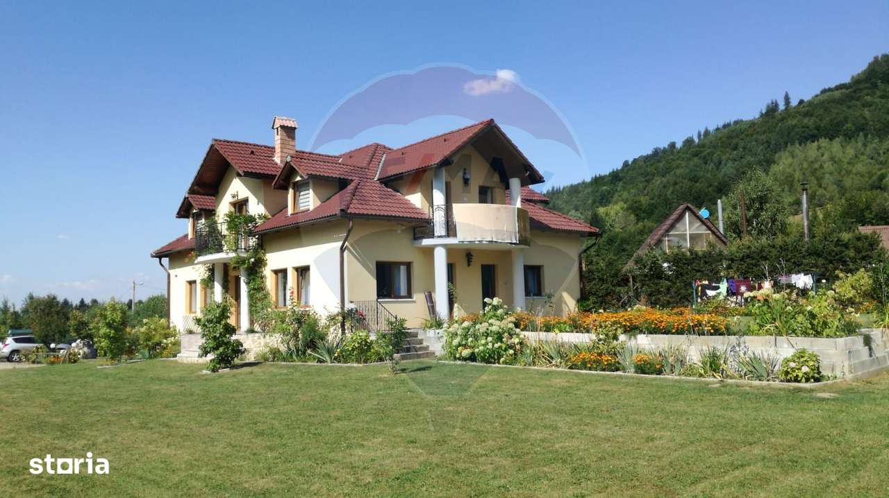 Vilă în zona Glăjărie, 10 camere, Sp + E + M, teren 2789 mp - Imagine principală: 4/20