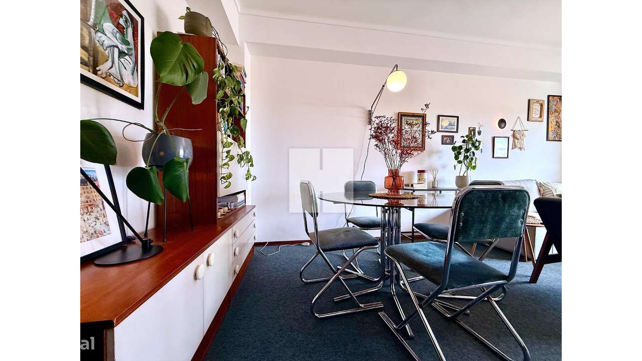 Apartamento T2 na 1ª linha de mar - Grande imagem: 4/37