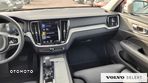 Volvo V60 Cross Country - 23