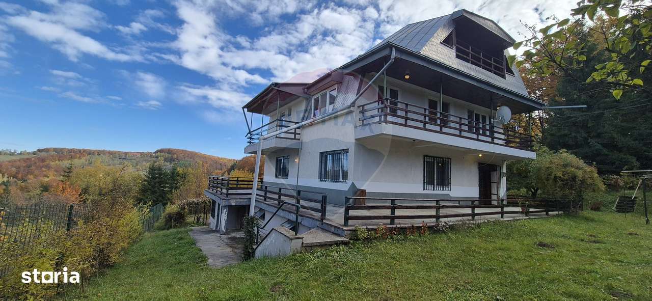 Oferta! Casă / Vilă cu 7 camere de vânzare/ Poiana Marului - Imagine principală: 5/20