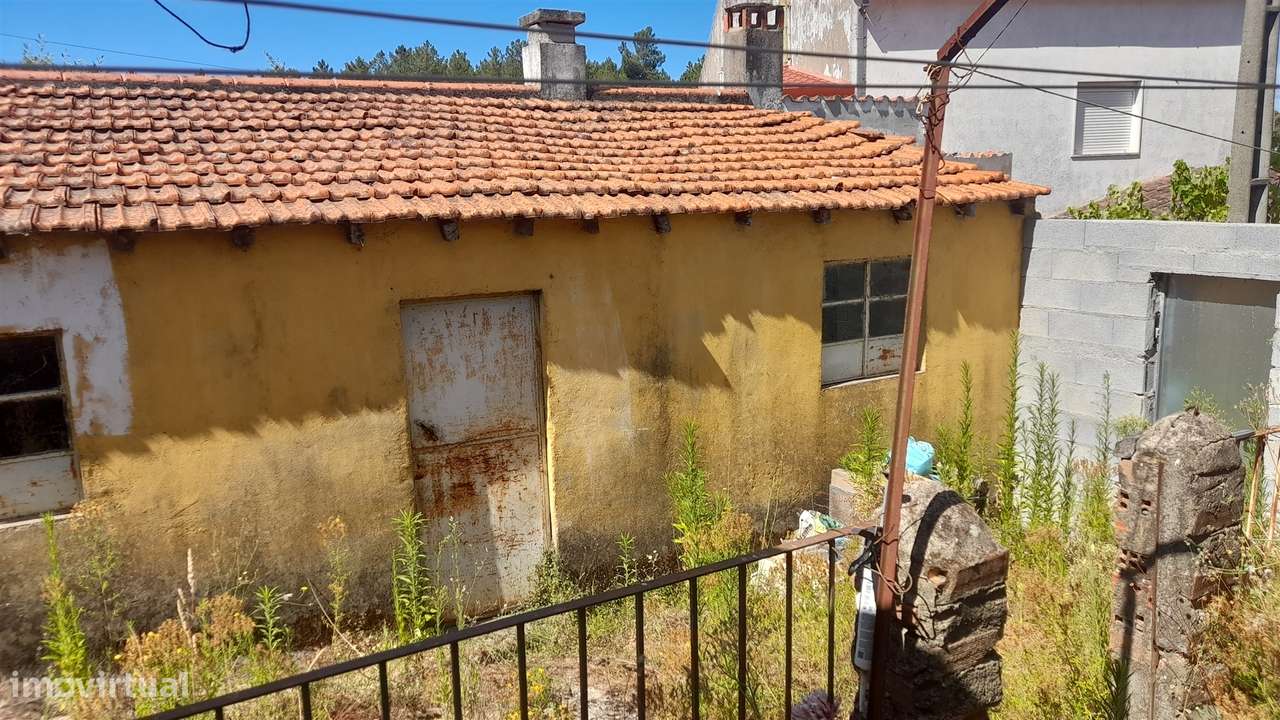 Moradia em Banda T4 DUPLEX Venda em Benquerenças,Castelo Branco-17