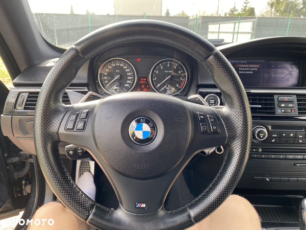 BMW Seria 3 335i Coupe - 16