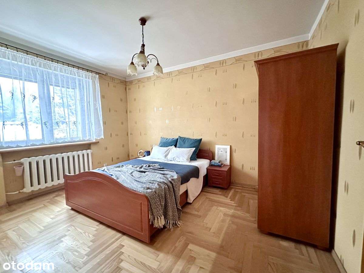 Dom z potencjałem na dużej działce z starodrzewiem-7