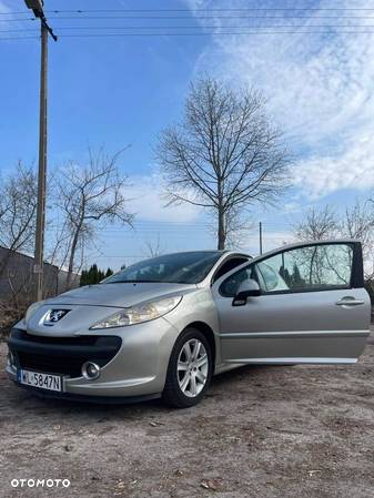 Peugeot 207 - 4