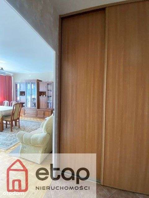 Ustawne dwa pokoje z osobną kuchnią-10