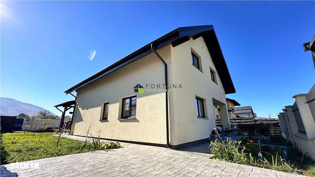 Casa 5 camere constructie noua 440 mp teren Sacele - Imagine principală: 3/19