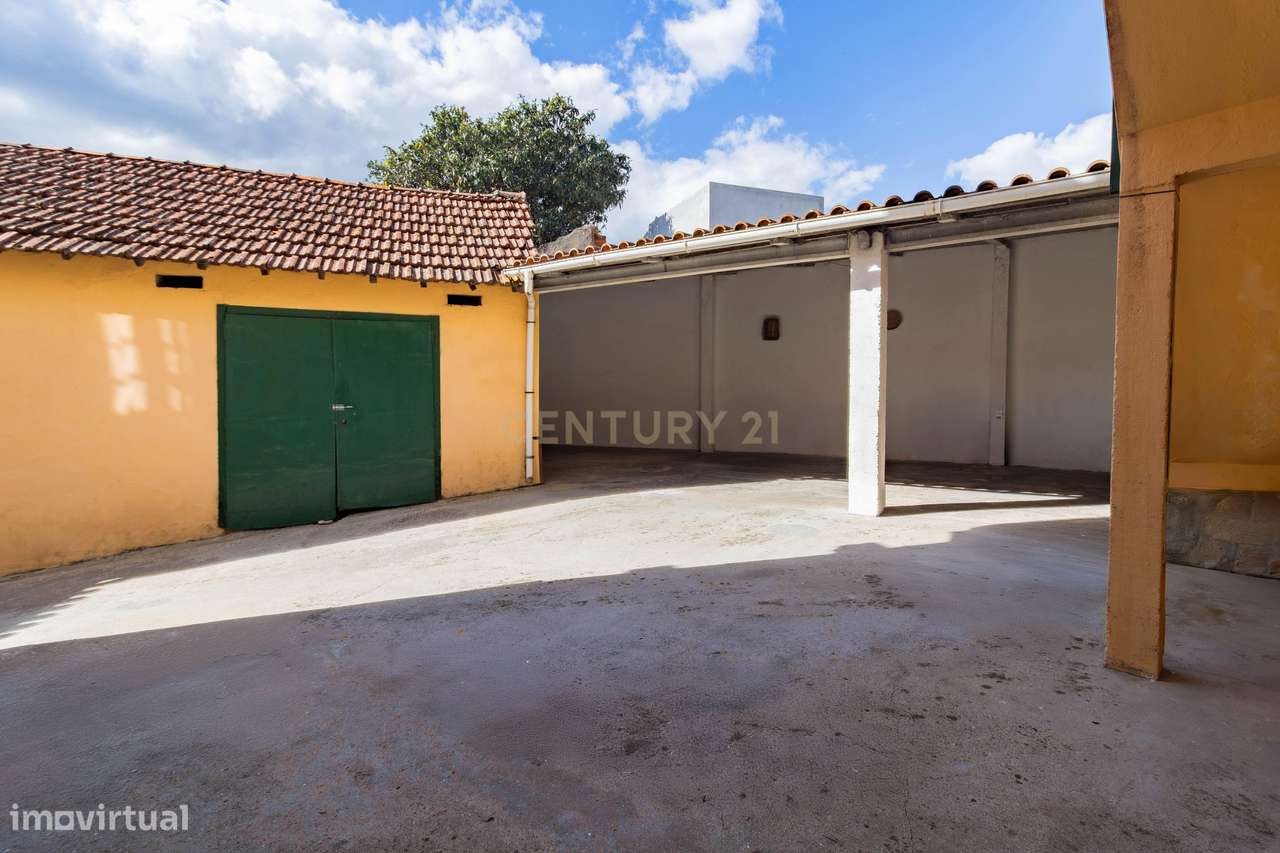 Moradia T5 com 250 m², no Coração do Juncal, Porto de Mós-6