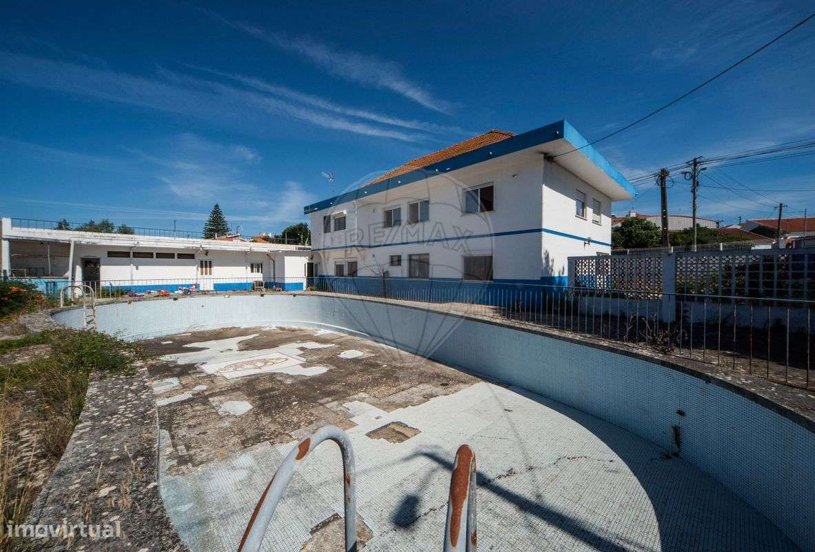 Moradia T8 para venda - Grande imagem: 2/50