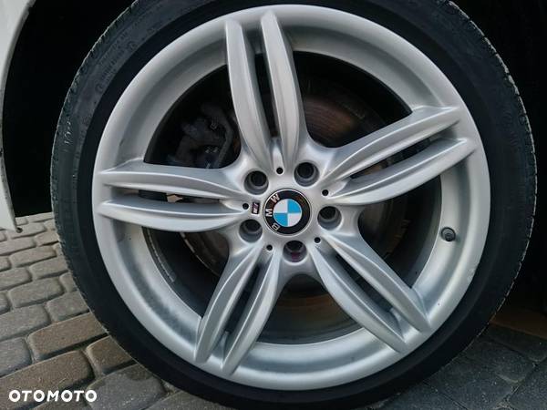 BMW Seria 5 525d xDrive Luxury Line - 9