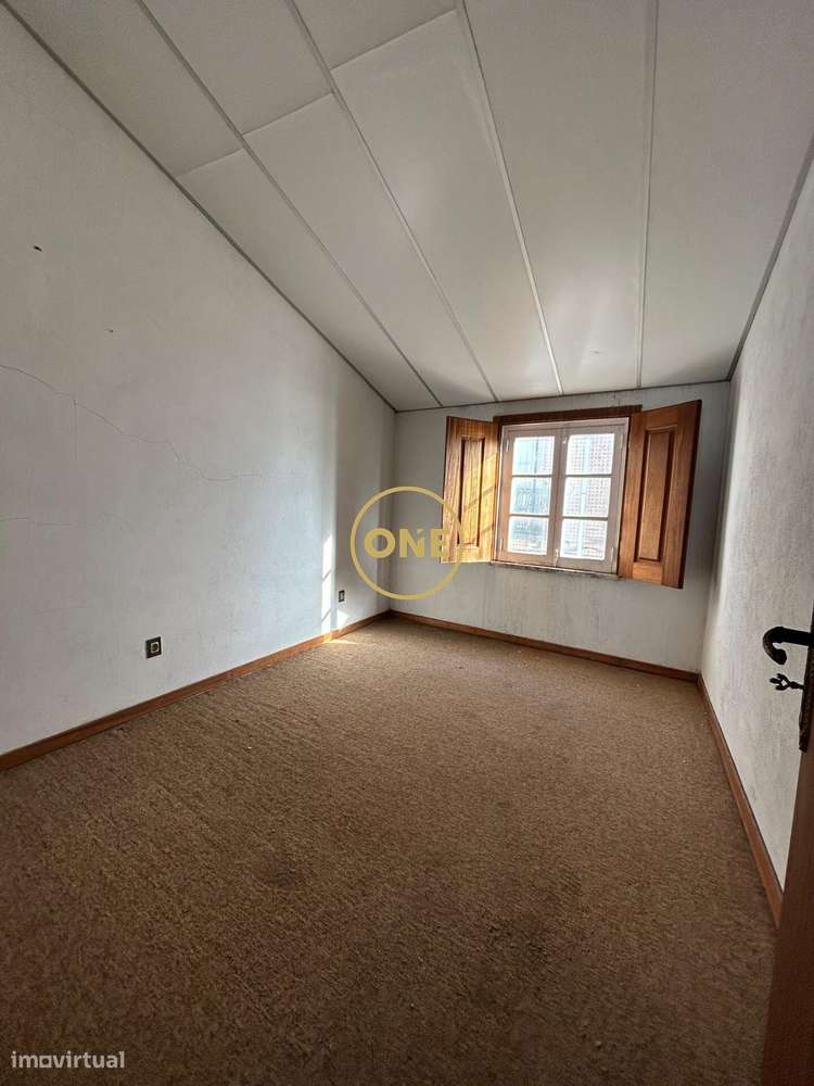 Excelente Moradia T5 em Salvaterra de Magos-36